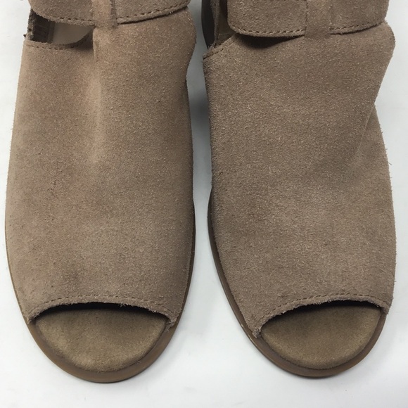 Koolaburra by UGG Sophy Suede Peep-Toe Booties. - Picture 12 of 16